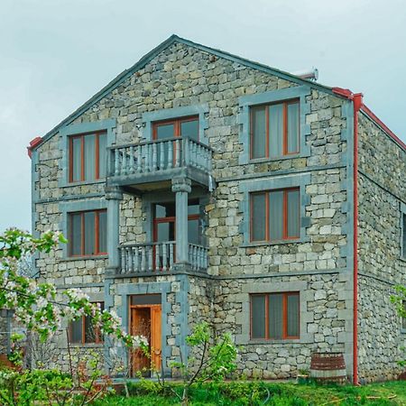 Zartonq Hotel Татев Екстериор снимка