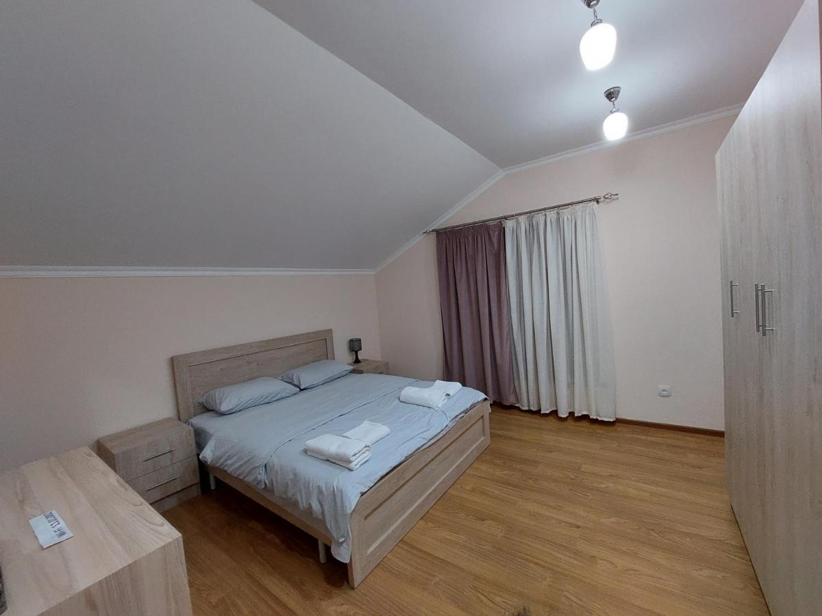 Zartonq Hotel Татев Екстериор снимка