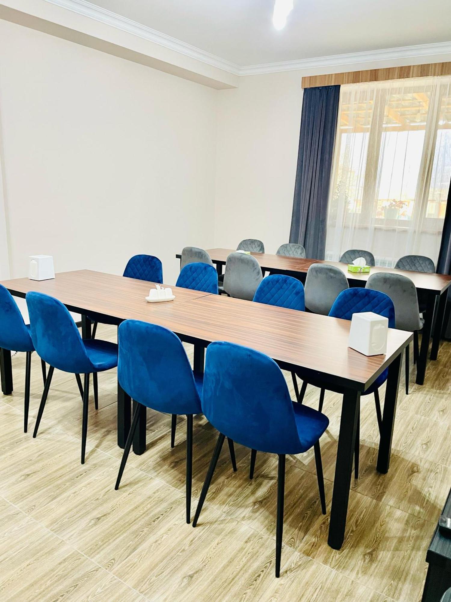 Zartonq Hotel Татев Екстериор снимка
