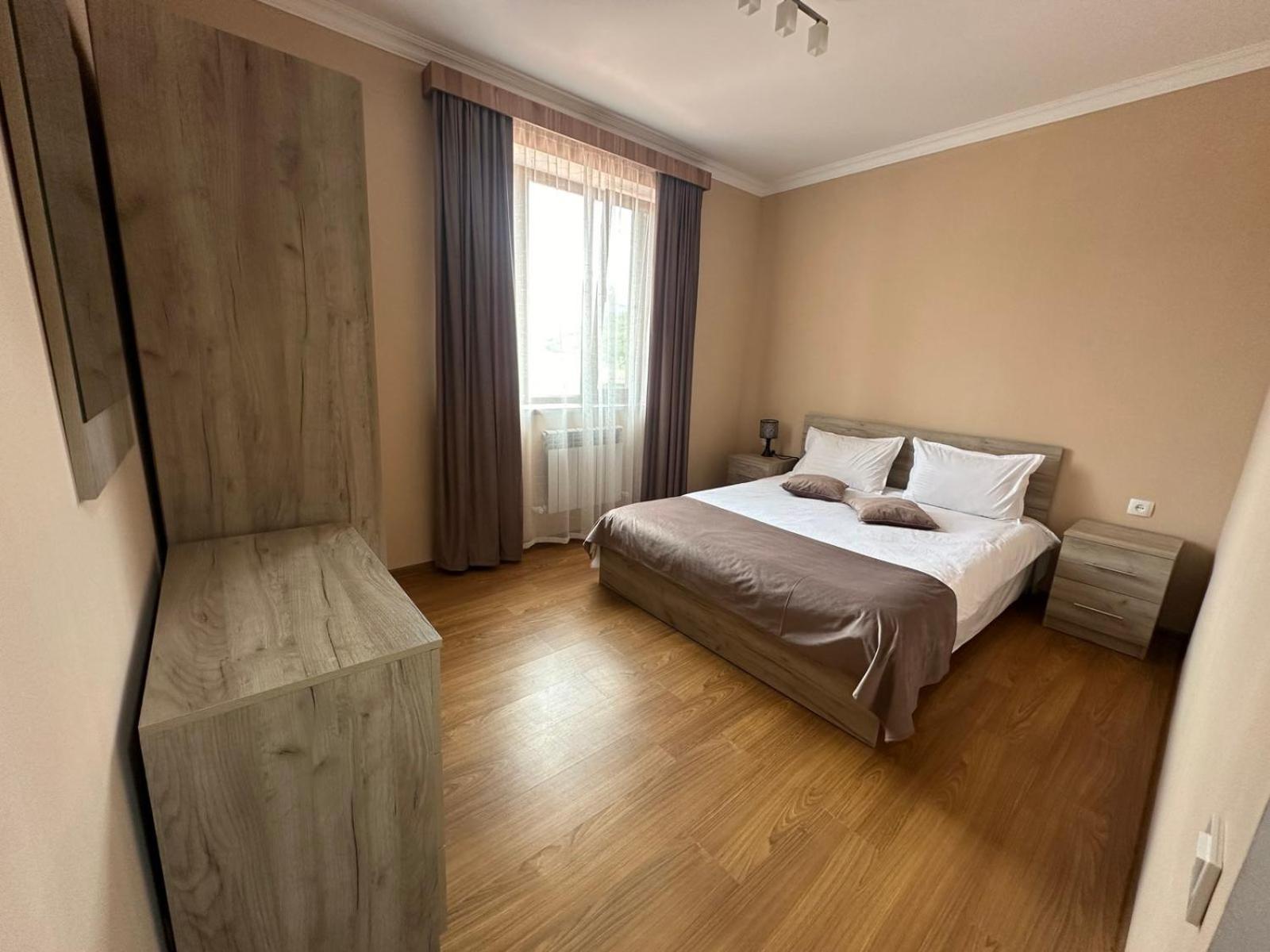 Zartonq Hotel Татев Екстериор снимка
